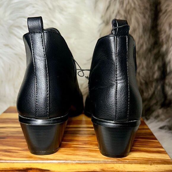 New Yoki Women's Size 10 Paladino-13 Style Shoes Ankle Bootie Black NWT - Picture 6 of 9